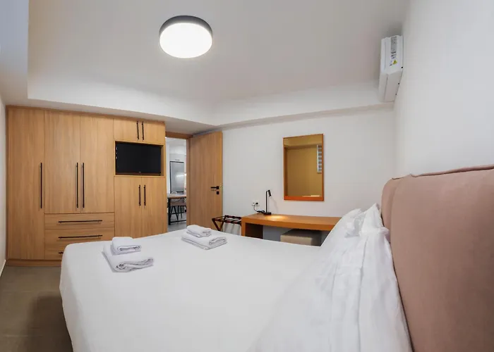 1 2 3 Urban Stay